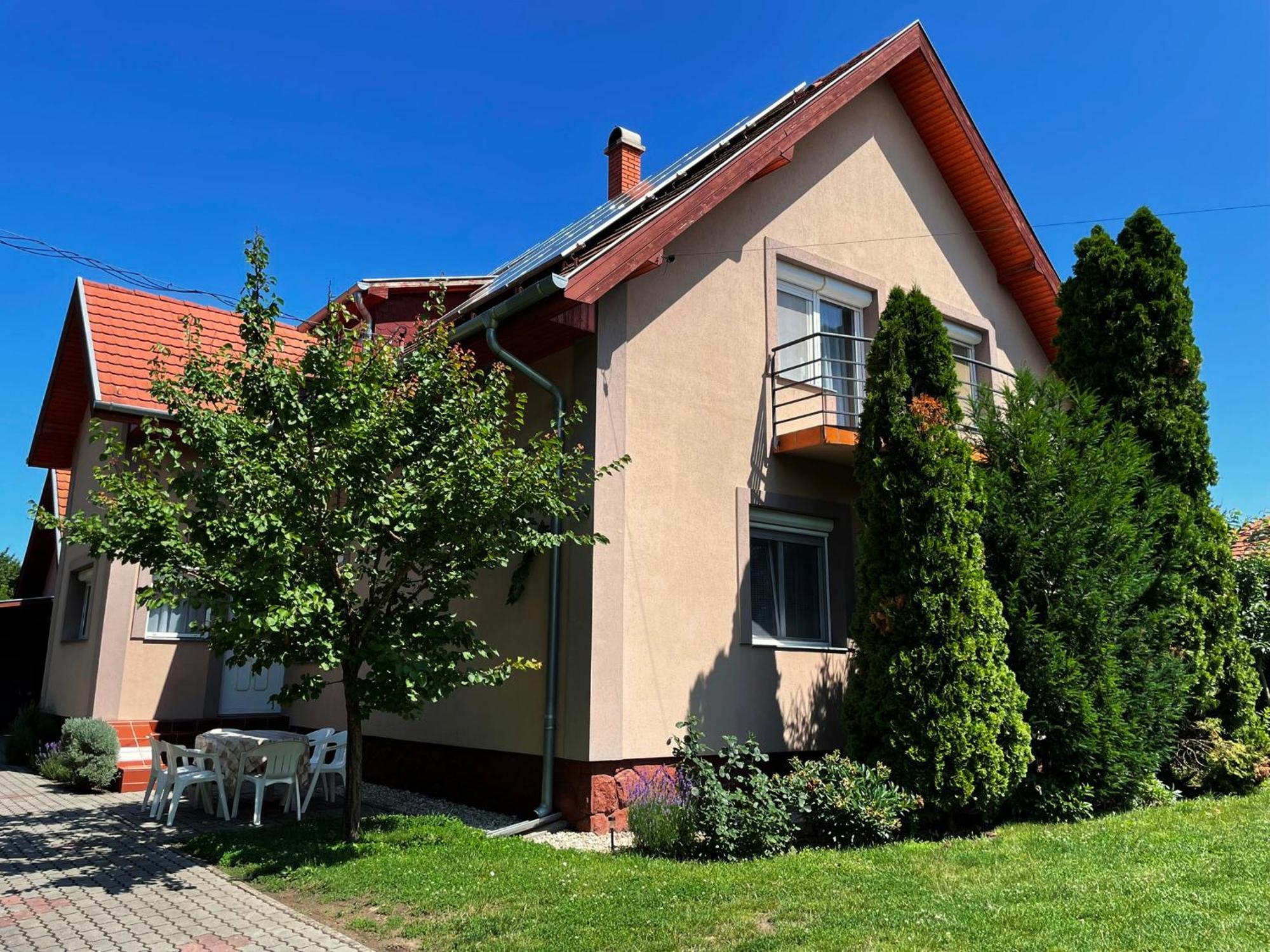 Lavender Apartment Siofok Bagian luar foto