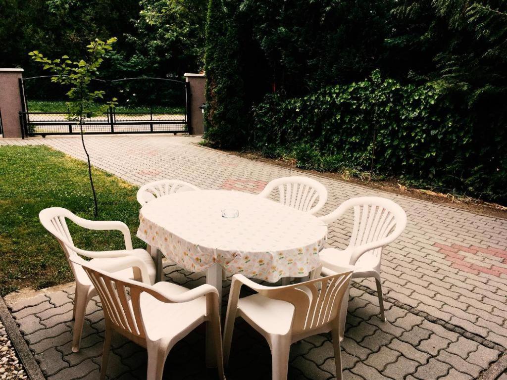 Lavender Apartment Siofok Bagian luar foto